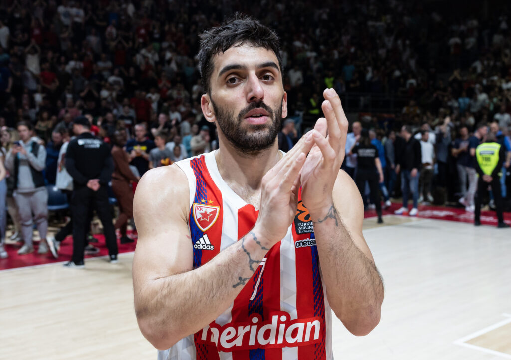 Crvena Zvezda mts Belgrade and Fenerbahce Beko Istanbul 2022/2023 Turkish Airlines EuroLeague