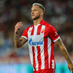 GEST KOJI JE ODUŠEVIO GOSTE: Arnautović posle dva gola prišao navijačima Larna!