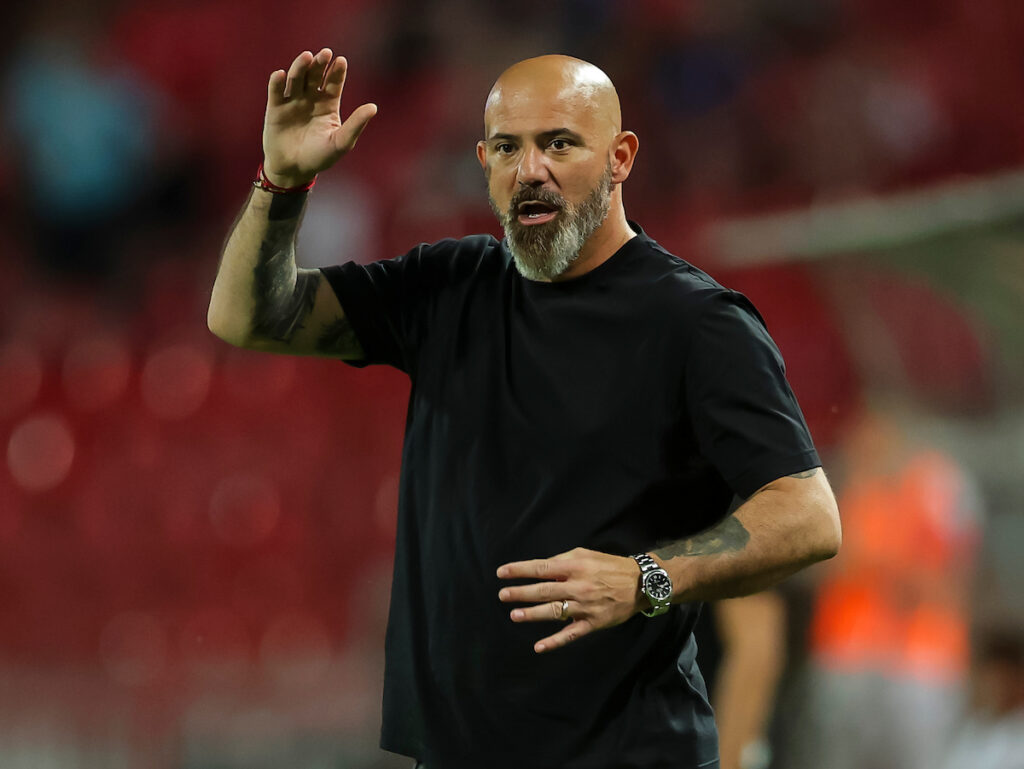 „FAVORIT MORAŠ DA BUDEŠ NA TERENU“: Stanković prezadovoljan Zvezdom, pa najavio Hapoel!