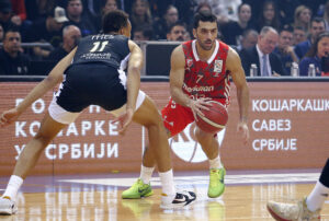ZLATNI PROZOR ZA ZAVRŠNICU ILI OSVAJANJE EVROLIGE JE PROPUŠTEN: Večiti za 4 sezone u ulogama bogataša nisu mogli ni do F4, sada gotovo svi rivali imaju nenormalno para!