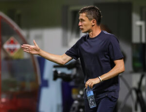 NOVA UPRAVA PONOVO POKAZUJE DA JE NA VISOKOM NIVOU – ILIĆ TRAŽIO POJAČANJA – ONA EKSPRESNO STIŽU: Partizan na dobrom putu da završi više fudbalera!