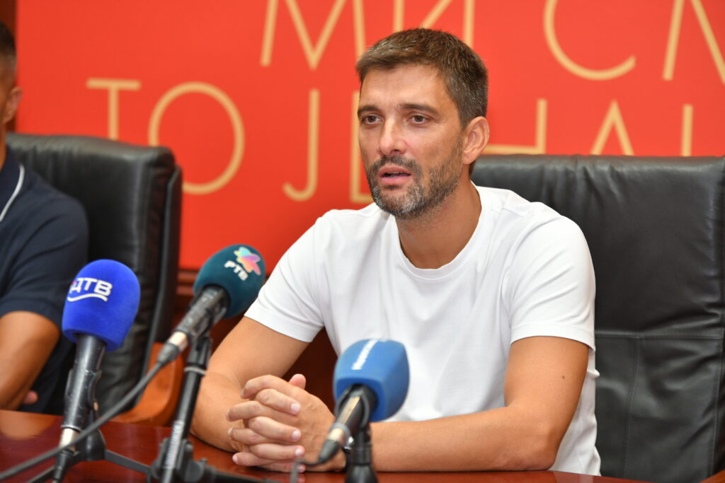 VOŠA TRAŽI NOVI TRIJUMF: Savić upozorava pred Radnik – nema lakih utakmica u Superligi!