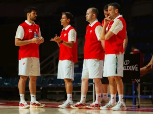 IBON NAVARO POSTAVIO PRAVILA: Tim je iznad individualne statistike!