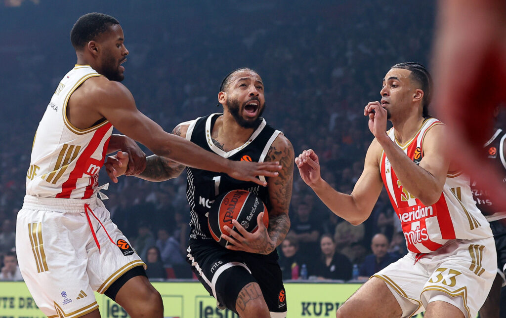 Crvena Zvezda v Partizan Basketball match derby of Euroleague 2025/2026 Round 35, at the Belgrade Arena in Belgrade, Serbia on April 2nd Crvena Zvezda v Partizan Basketball match derby of Euroleague 2025/2026 Round 35, at the Belgrade Arena in Belgrade, Serbia on April 2nd