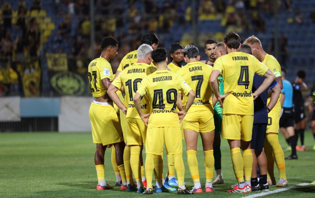 NA BALKANU NIŠTA NOVO, ŠERIF REŠAVA DERBIJE, RIVALI SE ŽALE NA SUDIJE: Derbi Solu završen, bivšem fudbaleru Crvene zvezde glavni problem deljenje pravde!