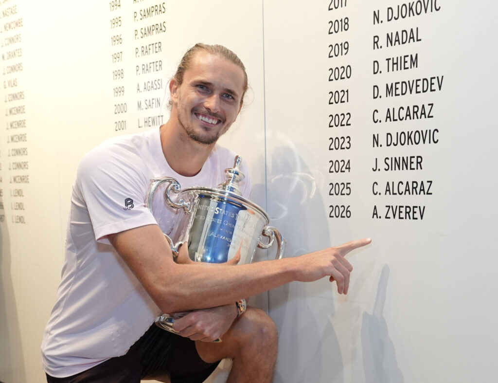 GOVOR KOJI BI SVAKI ČOVEK NA PLANETI MORAO DA ČUJE: Aleksandar Zverev svojim rečima duboko dirnuo čitav svet!
