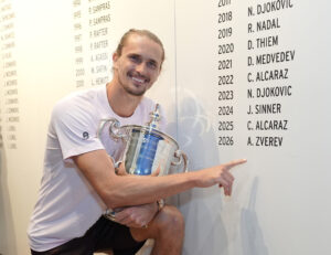 GOVOR KOJI BI SVAKI ČOVEK NA PLANETI MORAO DA ČUJE: Aleksandar Zverev svojim rečima duboko dirnuo čitav svet!