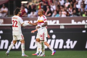 ROMA NE ZNA ZA KIKS, KOMO NASTAVLJA DA ODUŠEVLJAVA: Gasperinijev tim perfektan, Fabregas ponovo slavio!