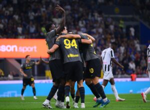 LUDNICA NA „MEACI“: Kolarov isključen u 19. minutu, Inter od 0:2 do spektakularnih 5:3 protiv Udinezea!