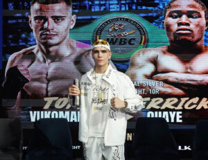 MARKO MARIĆ SE VRAĆA U RING POSLE PRVOG PORAZA U KARIJERI: Bori se na Balkan Boxing 12 u Novom Pazaru!