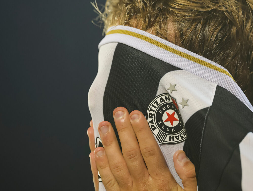 PARTIZAN MOŽE DA ODAHNE: Fudbaler se vratio treninzima pred „večiti“ derbi!