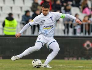 KONAČNO DOBRE VESTI ZA OFK BEOGRAD: Mo Bešić spreman za debi!