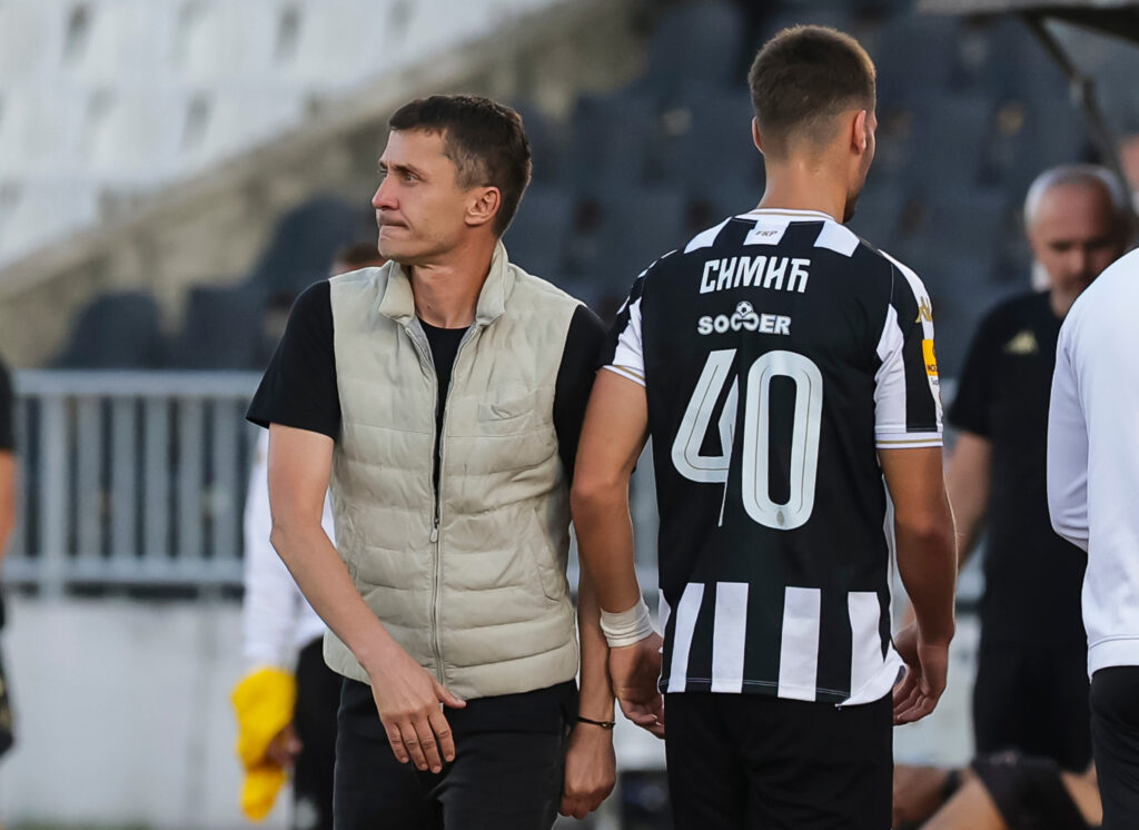 ILIĆ ZABRINUT POSLE NOVOG PORAZA: „Nije normalno da Partizan svaku utakmicu prima gol!“