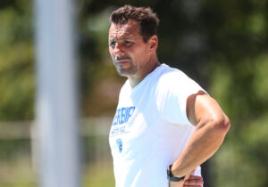 „TO JE POTPUNO VAN PAMETI“: Vujasinović grmeo posle poraza Srbije – „Posle se pitaju kako naš sport…“!