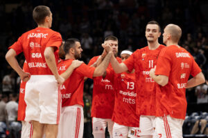 ZVEZDA SE NE ODBIJA: Bivši igrač crveno-belih otvorio vrata za veliki povratak!