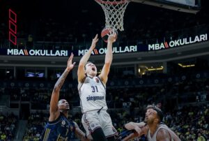 BAJERN U KRIZI PRED PARTIZAN: Fenerbahče deklasirao Bavarce sa skoro 30 razlike!