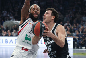 (POLUVREME) NIJE VAM LOŠ OVAJ EVROKUP PARTIZAN: Pajola i Karlik dirigenti, Olimpija može da slavi ovu razliku!