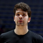 BIBEROVIĆU PRETI NEPRIJATAN SCENARIO: Dalas razmatra potez koji bi mogao da mu odloži NBA debi!