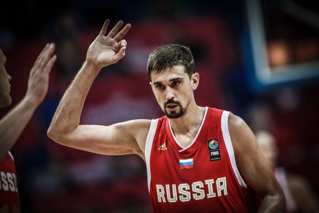 FIBA DONELA VELIKU ODLUKU: Rusi i Belorusi ponovo mogu da nastupaju, evo šta to znači za klubovi i reprezentacije!