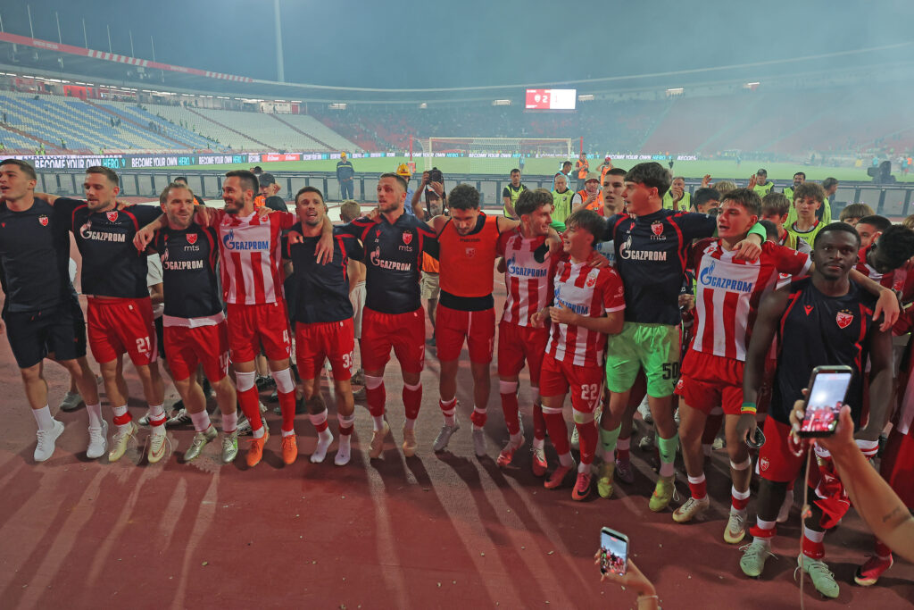 ZVEZDA IMA 20 BODOVA VIŠE OD PARTIZANA SREDINOM SEPTEMBRA: Tabela Superlige Srbije nikada nije ovako izgledala, a liga je retko kada bila uzbudljivija!