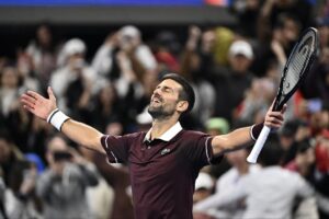 NAJVEĆI GUBITNIK U ISTORIJI TENISA?! Novak mleo Medvedeva, on mu se rugao čitav meč a na kraju i izbačen sa turnria!