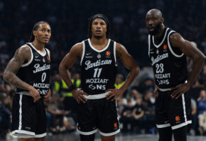 KATASTROFA ZA PARTIZAN UOČI VEČITOG DERBIJA: Ljubimac grobara hitno ide na preglede, upitan za najvažniji meč ranog dela sezone!