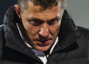 SAŠA ILIĆ POBEGAO SA TERENA, NIJE UDOSTOJIO NOVINARE NI ZA IZJAVU: Uprava nema hraborsti da ga pusti zbog svojih pozicija, ali Partizan je potrošio još jednu legendu!
