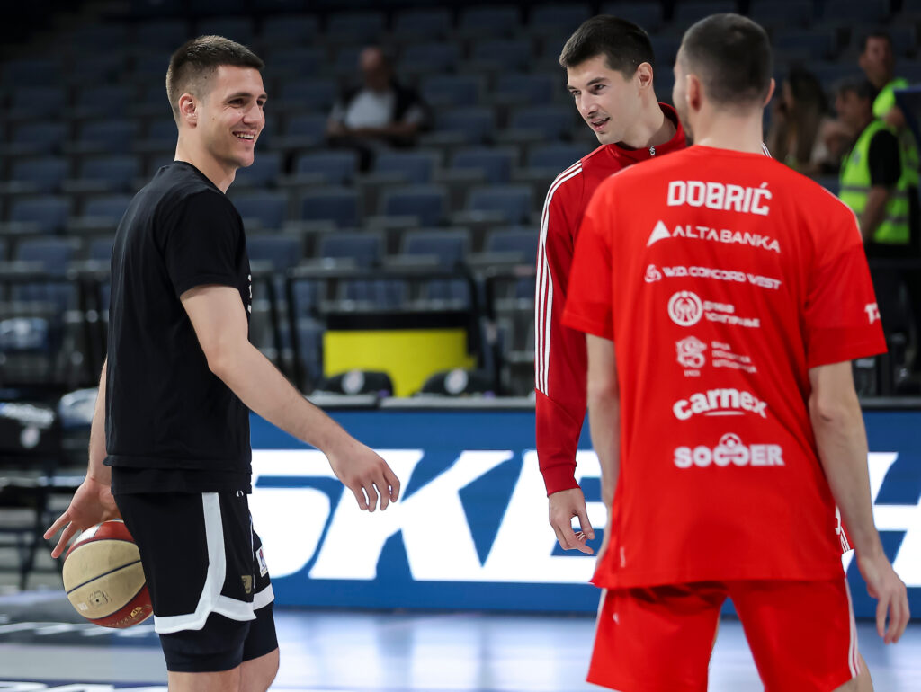 ISPLIVALE PRIČE IZ MLADOSTI: Dobrić i Marinković se prisetili juniroskih derbija i tuča, pa spomenuli Jokića – „Od tada mu karijera… Okrenuo se konjima, ali ništa“!