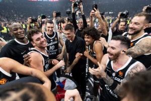 PARTIZAN NE STAJE SA POJAČANJIMA: Crno-beli srušili Zvezdu, pa krenuli po centra!