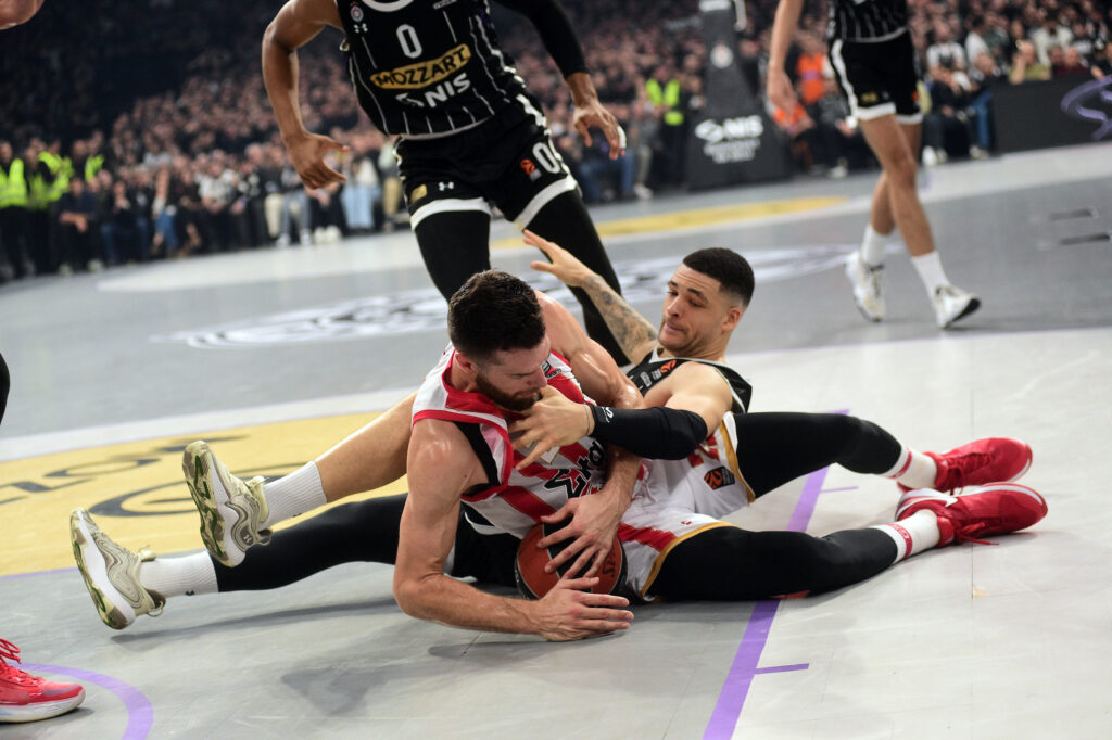 BEOGRAD OSTAO BEZ EVROLIGAŠA, STIŽE JOŠ LOŠIH VESTI IZ ISTOG PRAVCA: Teža povreda beka, hitno se traži pojačanje!