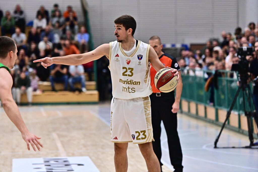 ZVEZDA SE MUČILA, PA RAZBILA KRKU: Crveno-beli u drugom poluvremenu pokazali silu pred večiti derbi!