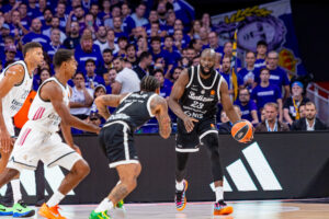 (TVITOVI) GROBARI REKLI SVOJE: Sudije i slobodna bacanja glavni razlozi za poraz Partizana!