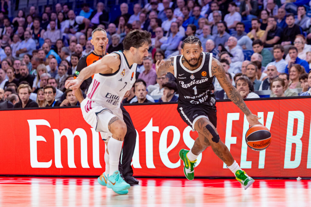 (TABELA) PARTIZANU SE PREKINULA SERIJA, ZVEZDA NASTAVILA SVOJ PUT: Ovako sada izgleda tabela Evrolige!