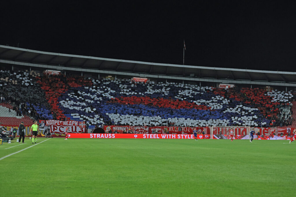 DOKLE VIŠE?! Zvezda ponovo kažnjena – UEFA uzela novac, navijačima zatvorila deo severa!